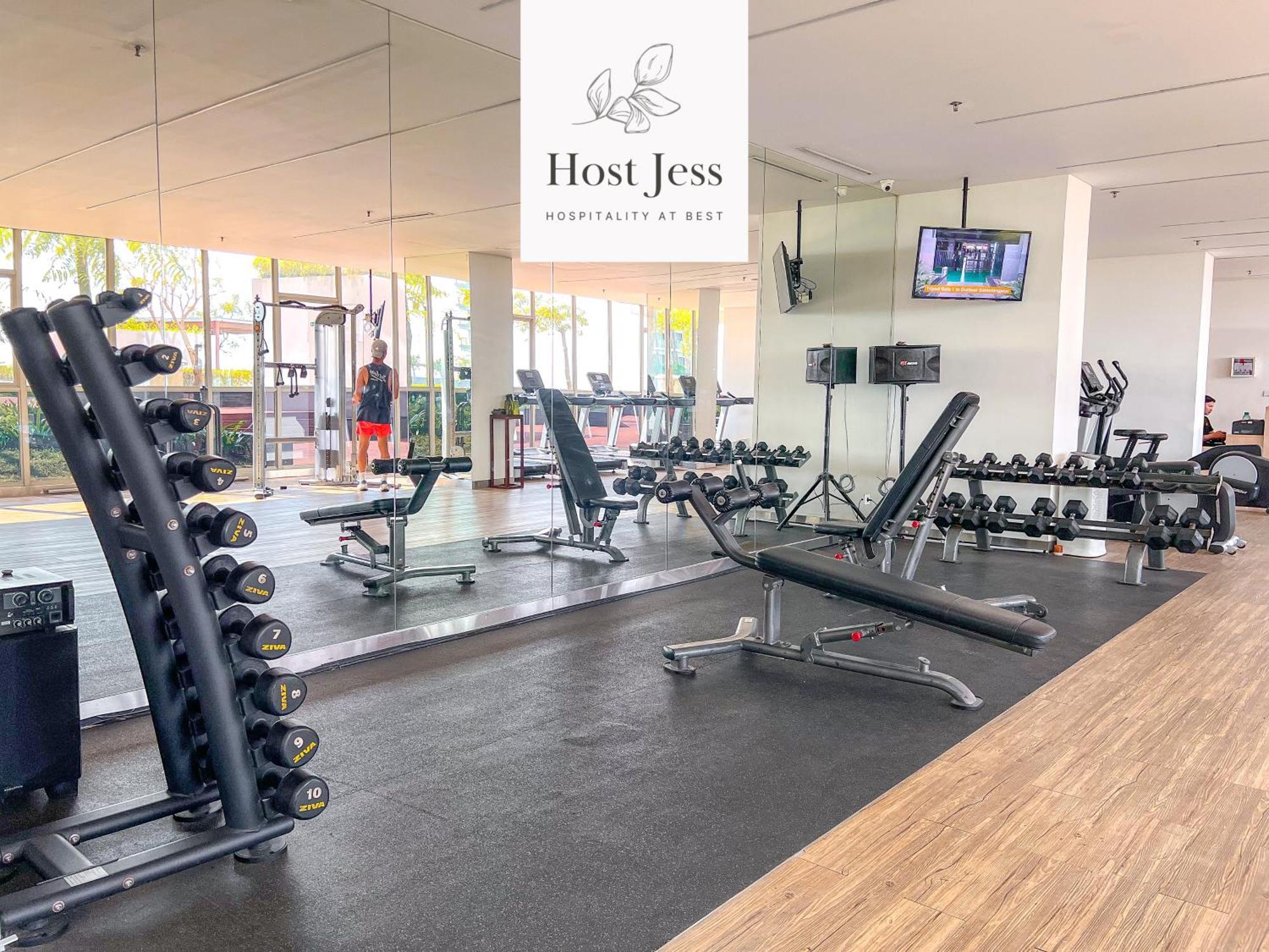 ג'קרטה Gold Coast Pik Apartments By Host Jess מראה חיצוני תמונה